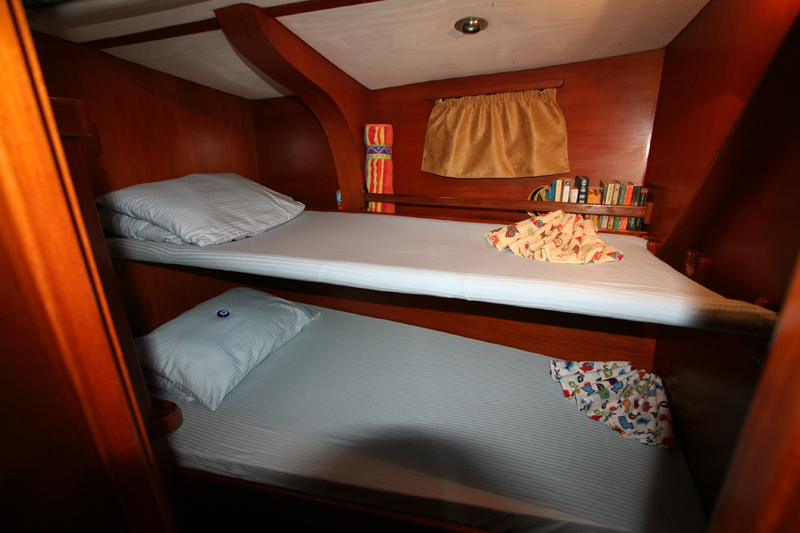 Port guest cabin