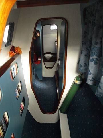 PROMENADE: Interior 23 