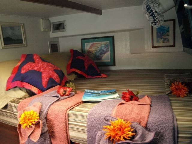 PROMENADE: Interior 24 