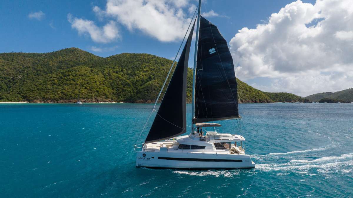 AD ASTRA Charter Yacht