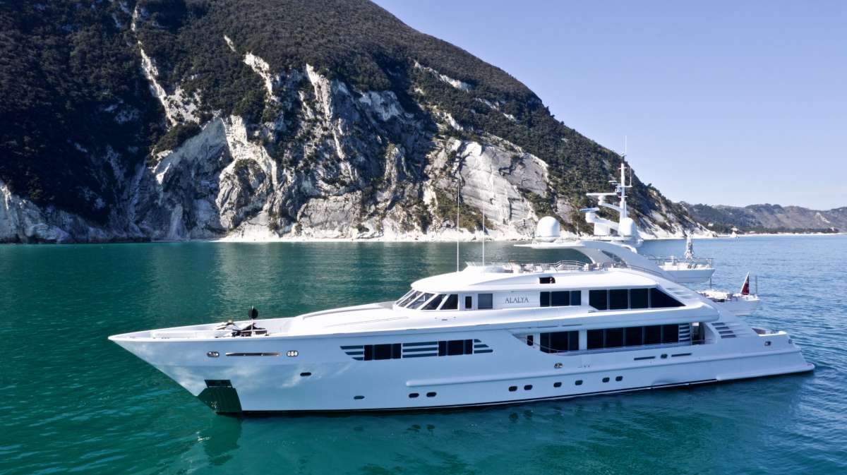 ALALYA Charter Yacht