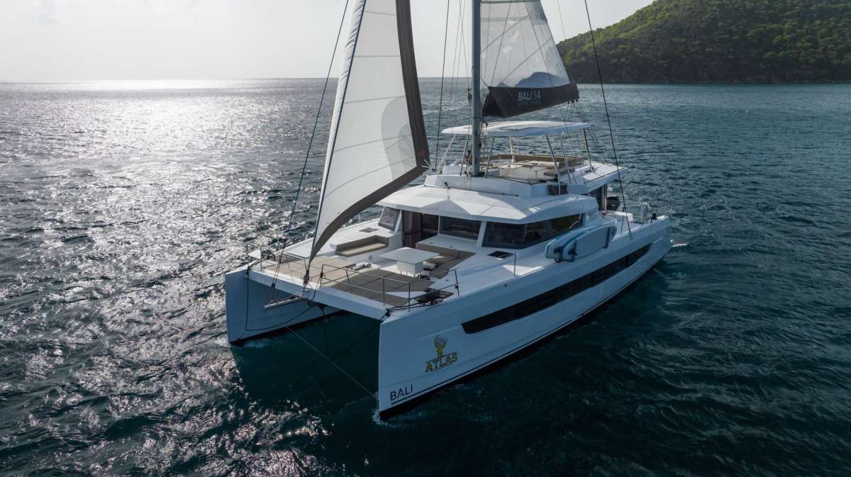 ATLAS 5.4 Charter Yacht