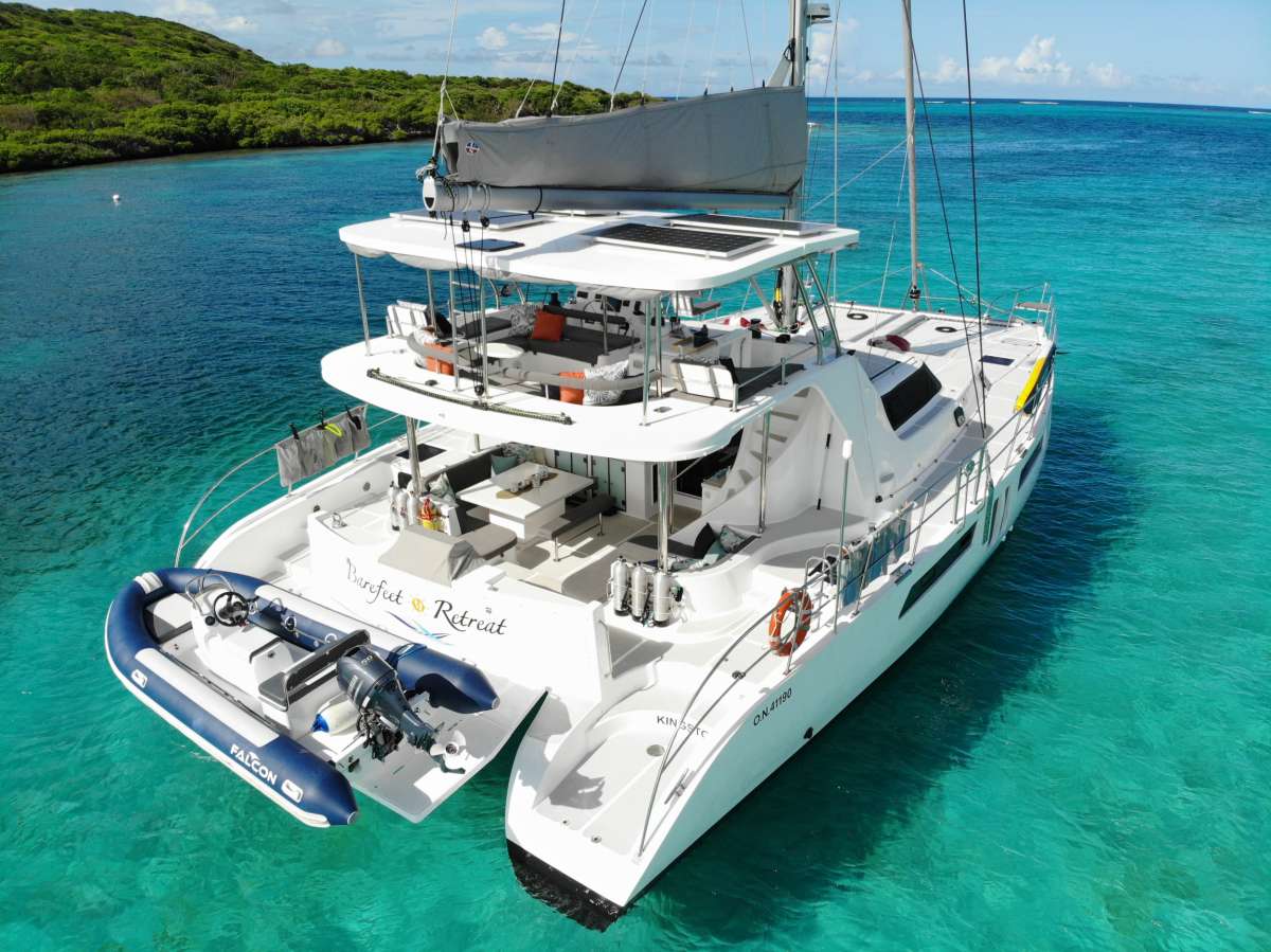 BAREFEET RETREAT  Charter Yacht