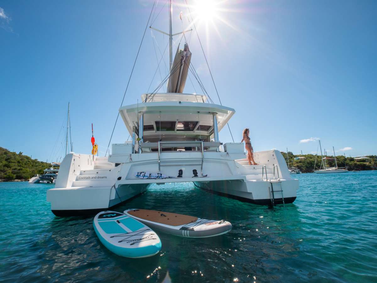 COCKTAILS & DREAMS Charter Yacht