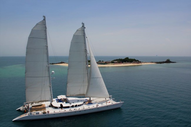 DOUCE FRANCE Charter Yacht