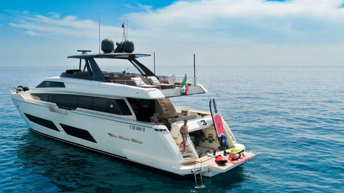 E3 Charter Yacht