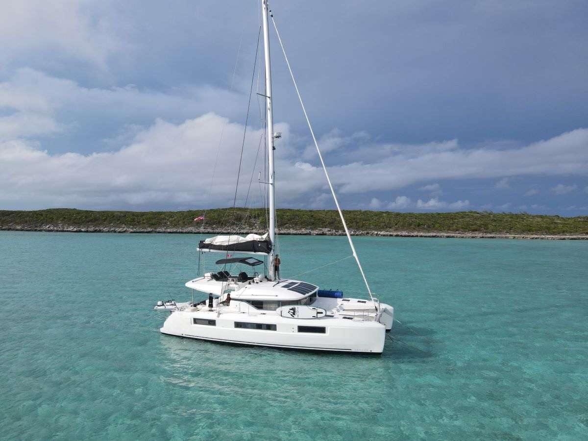 ESPERANZA II Charter Yacht