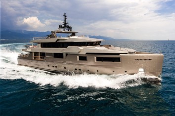 GIRAUD Charter Yacht