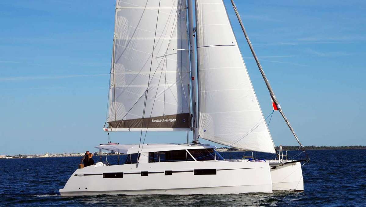 ILLUSION Charter Yacht