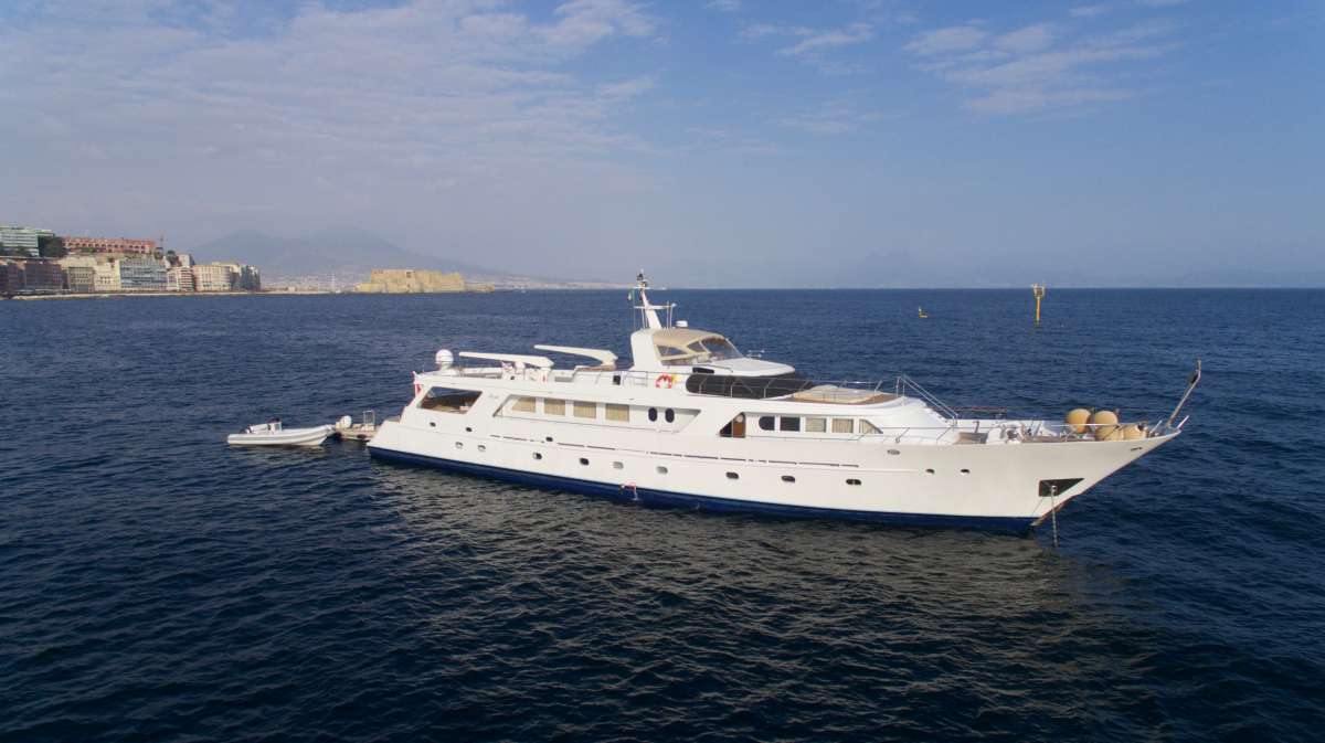 INDIA Charter Yacht