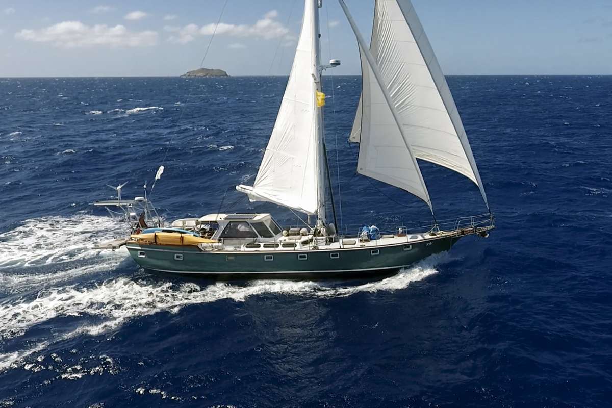 KAI Charter Yacht