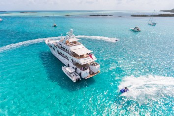 LADY J Charter Yacht