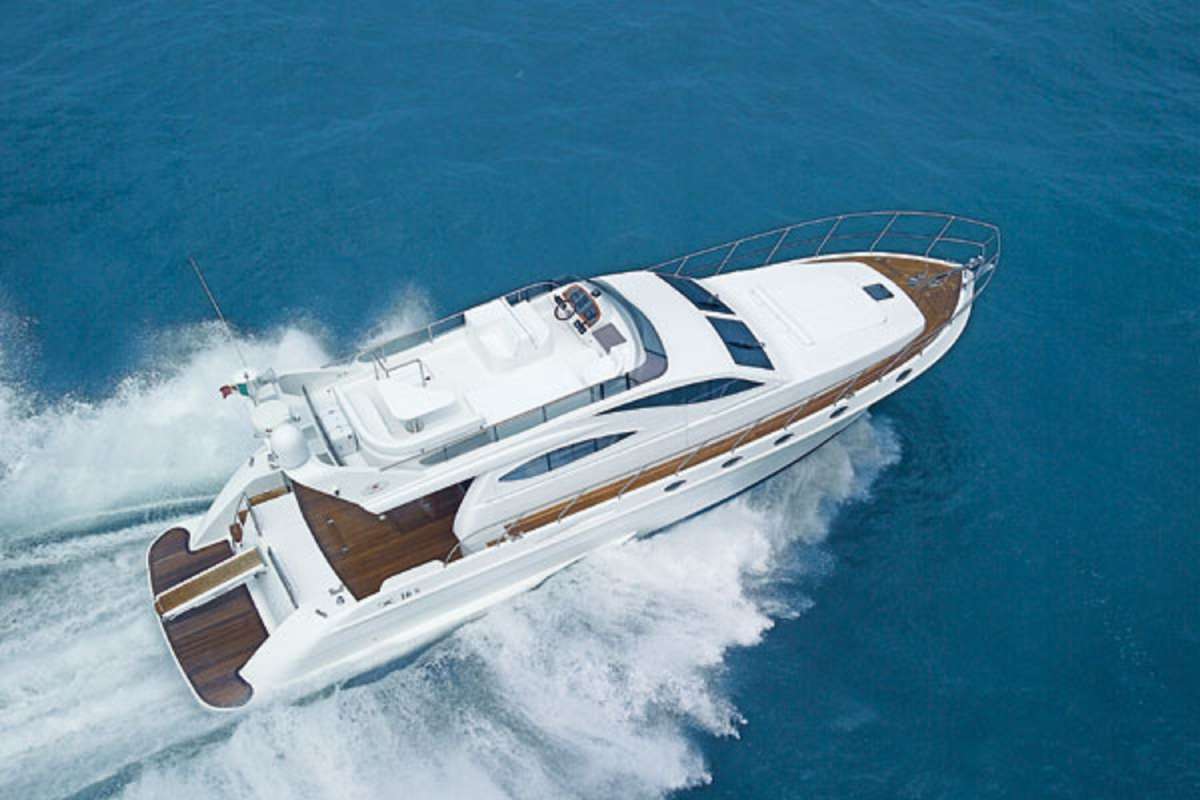 LADY SHINE Charter Yacht
