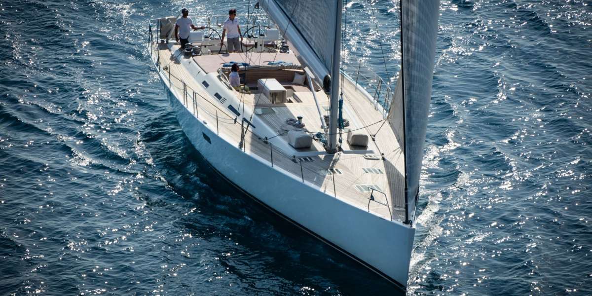 LA VIDELLE Charter Yacht