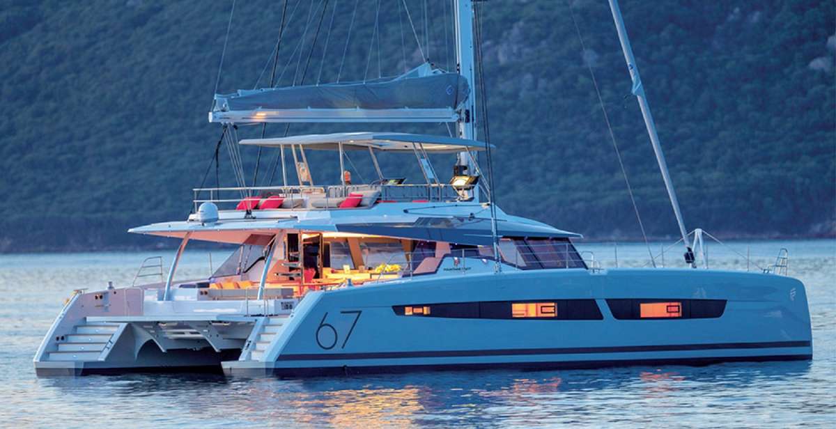 LOOMA Charter Yacht