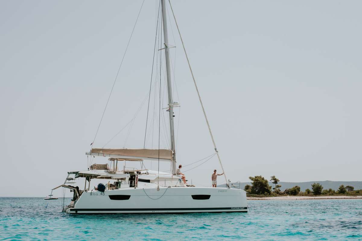 MALI HAVANA Charter Yacht