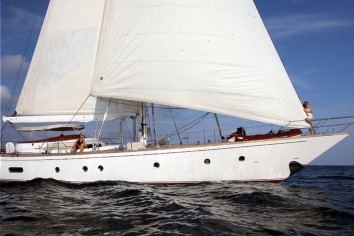 MALIZIA Charter Yacht