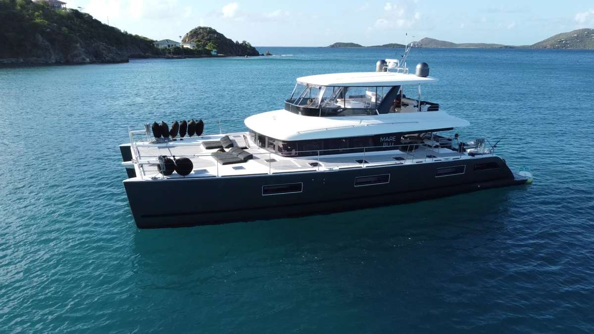 MARE BLU Charter Yacht