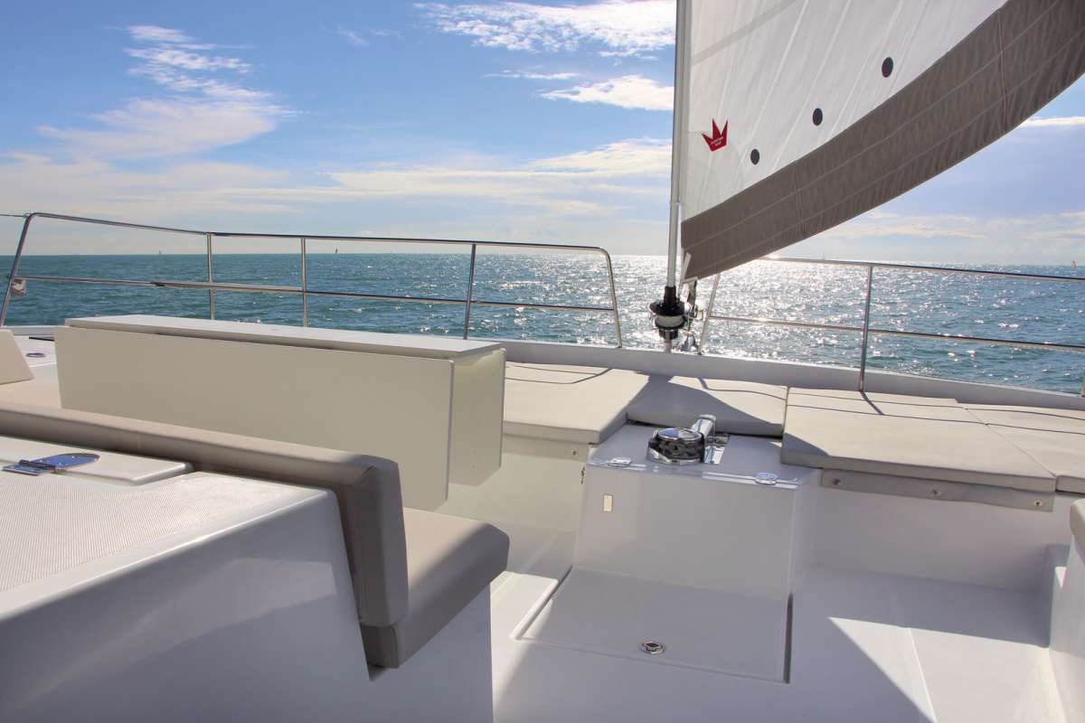 MIM OCEAN TWO Charter Yacht