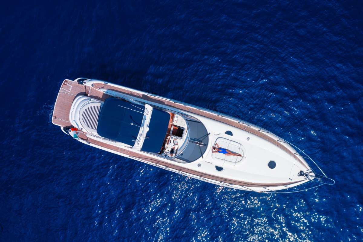 MAGIC SUN SUNSEEKER 60S Charter Yacht