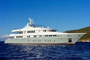 O'CEANOS Charter Yacht
