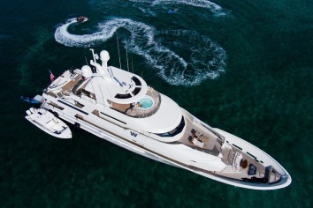 PIPE DREAM Charter Yacht