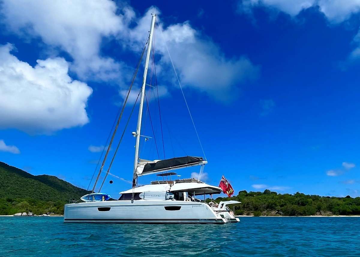 SANDY CINCO Charter Yacht