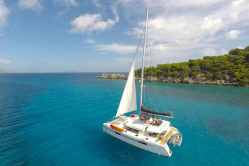 SOUTHERN COMFORT Charter Yacht