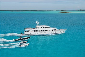 SWEET ESCAPE Charter Yacht