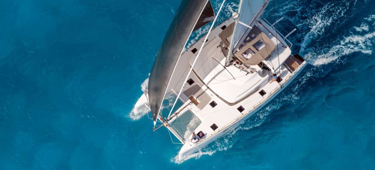SAMOA Charter Yacht