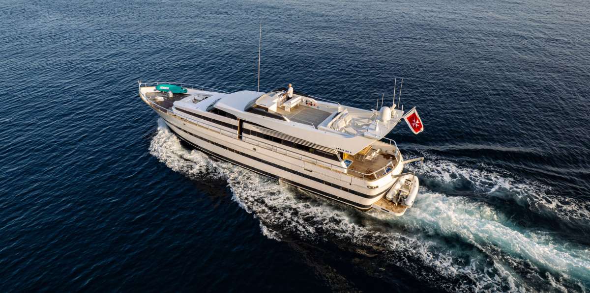 SANDI IV Charter Yacht
