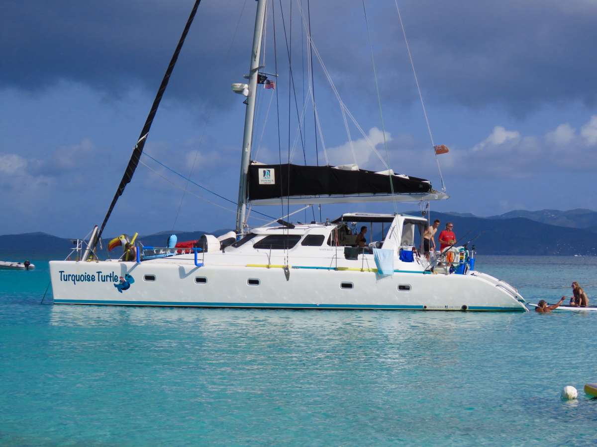 TURQUOISE TURTLE Charter Yacht