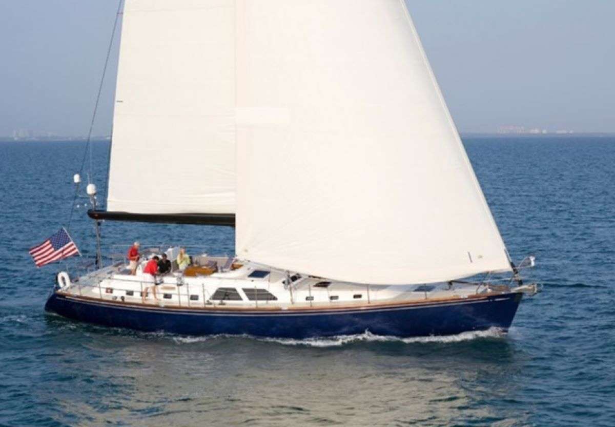 THE ROYAL BLUE Charter Yacht