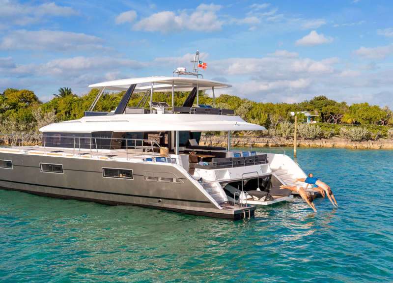 ULTRA Charter Yacht