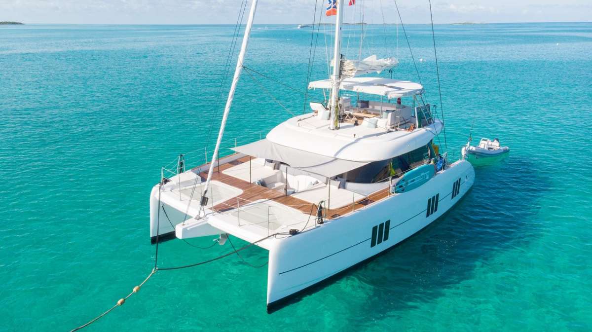 UNWAVERING Charter Yacht