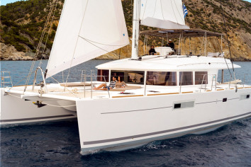 WHISPERS II Charter Yacht