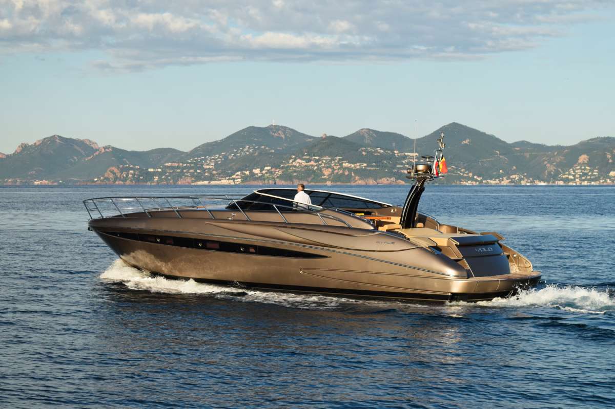 YOLO Charter Yacht